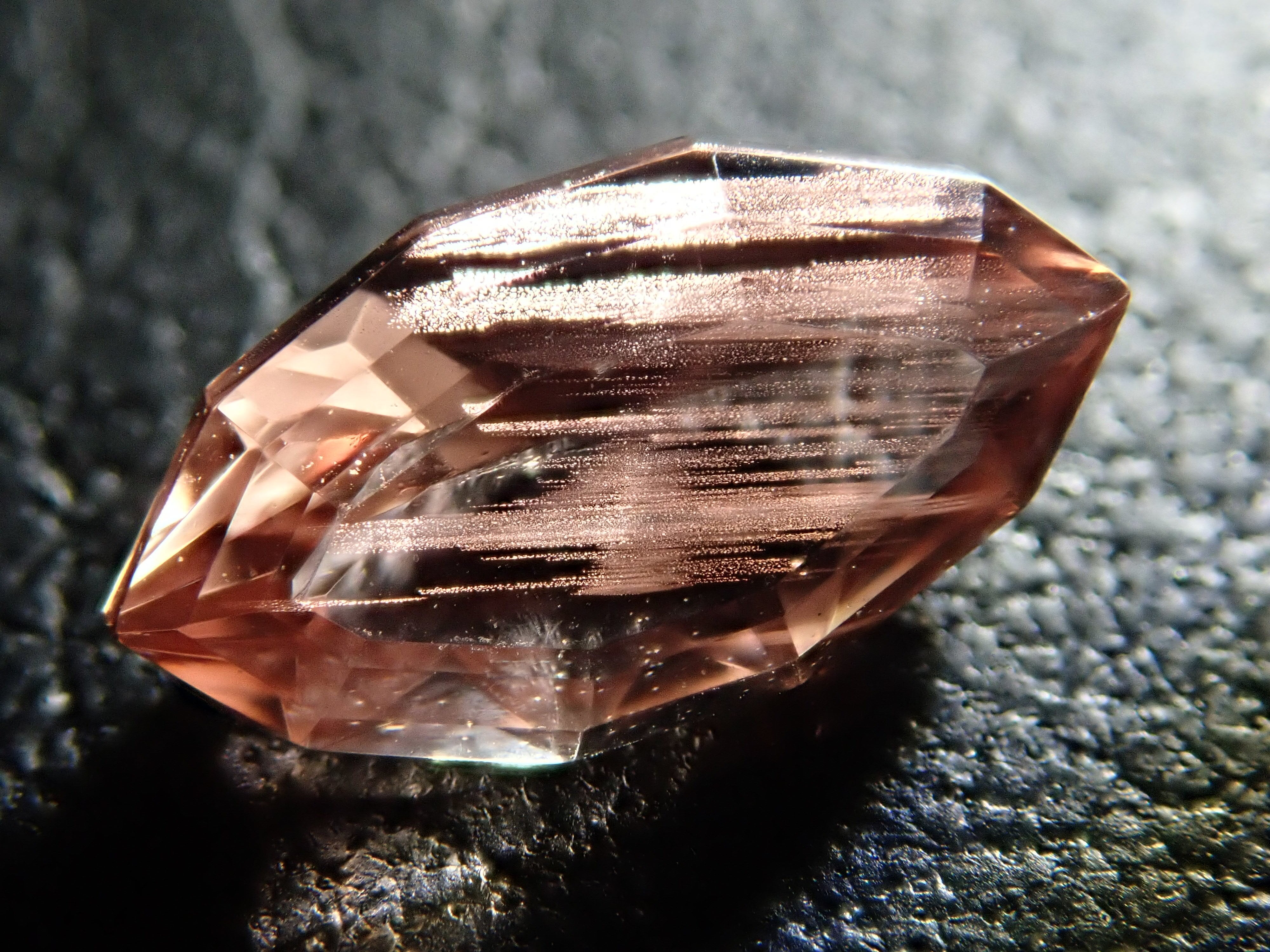 アメリカ産オレゴンサンストーン 0.551ct | Gem Shop Urcaguary