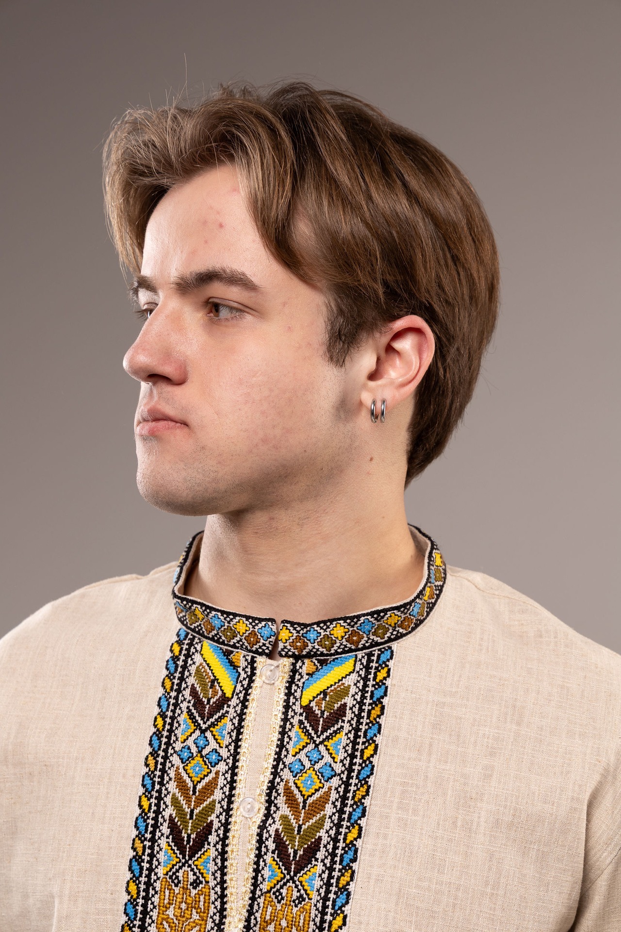 ウクライナ手刺繍ヴィシヴァンカ　メンズ　フリーサイズ - 3