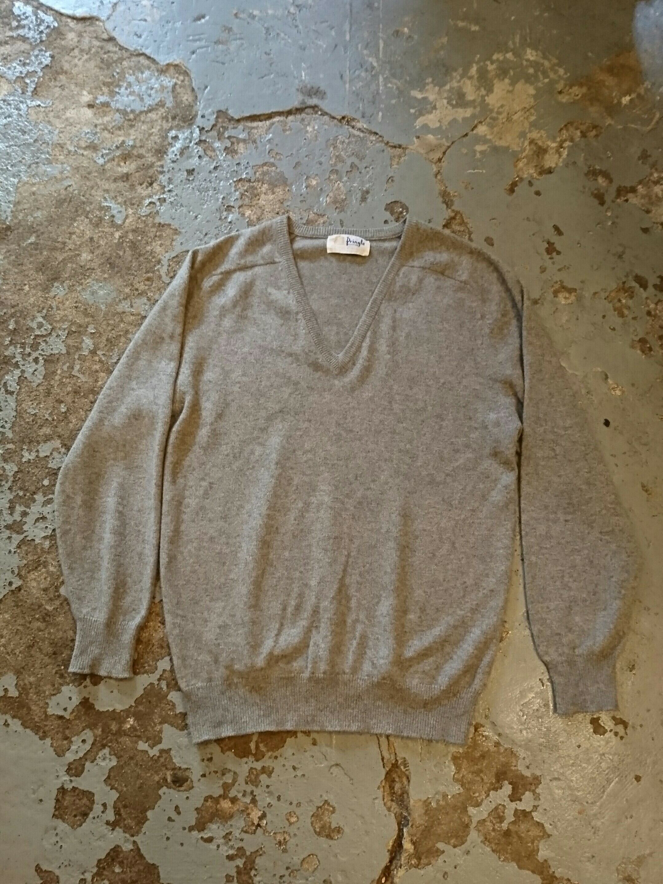 80s Pringle CASHMERE SWEATER MADE IN SCOTLAND | BOW & ARROW 80s Pringle CASHMERE SWEATER MADE IN SCOTLAND | BOW & ARROW