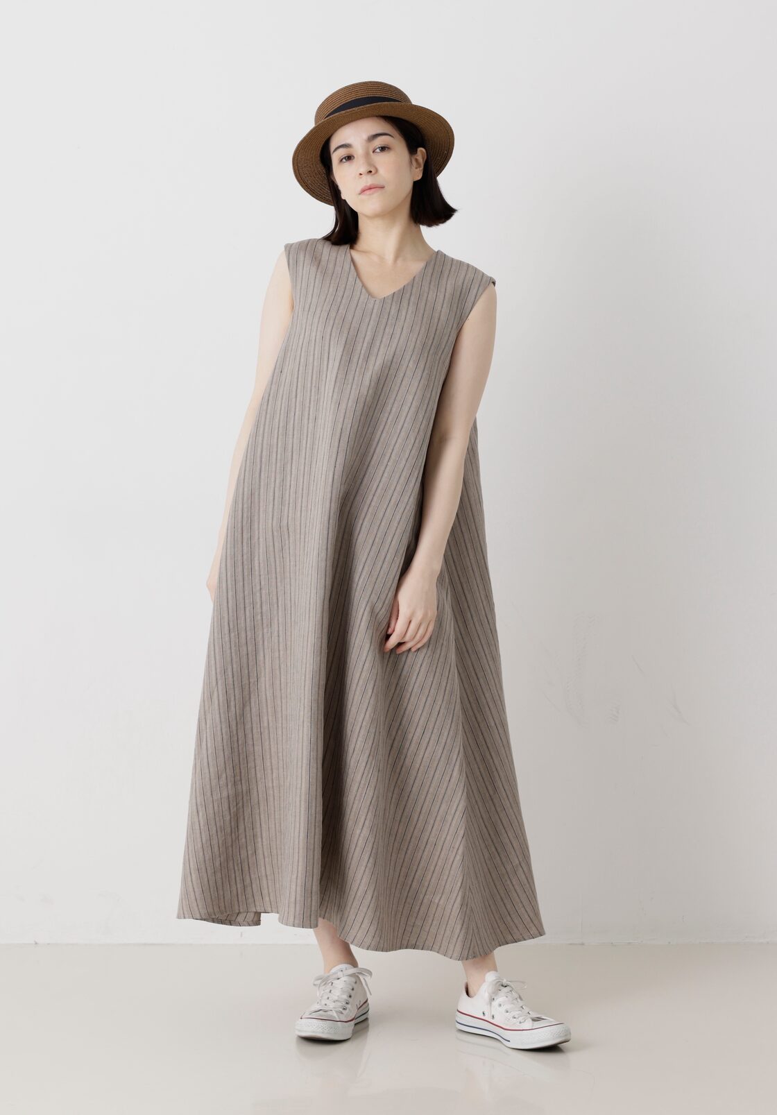S8272-14【Vネックフレアワンピース〜縫い代付き型紙】 かたやまゆうこ 