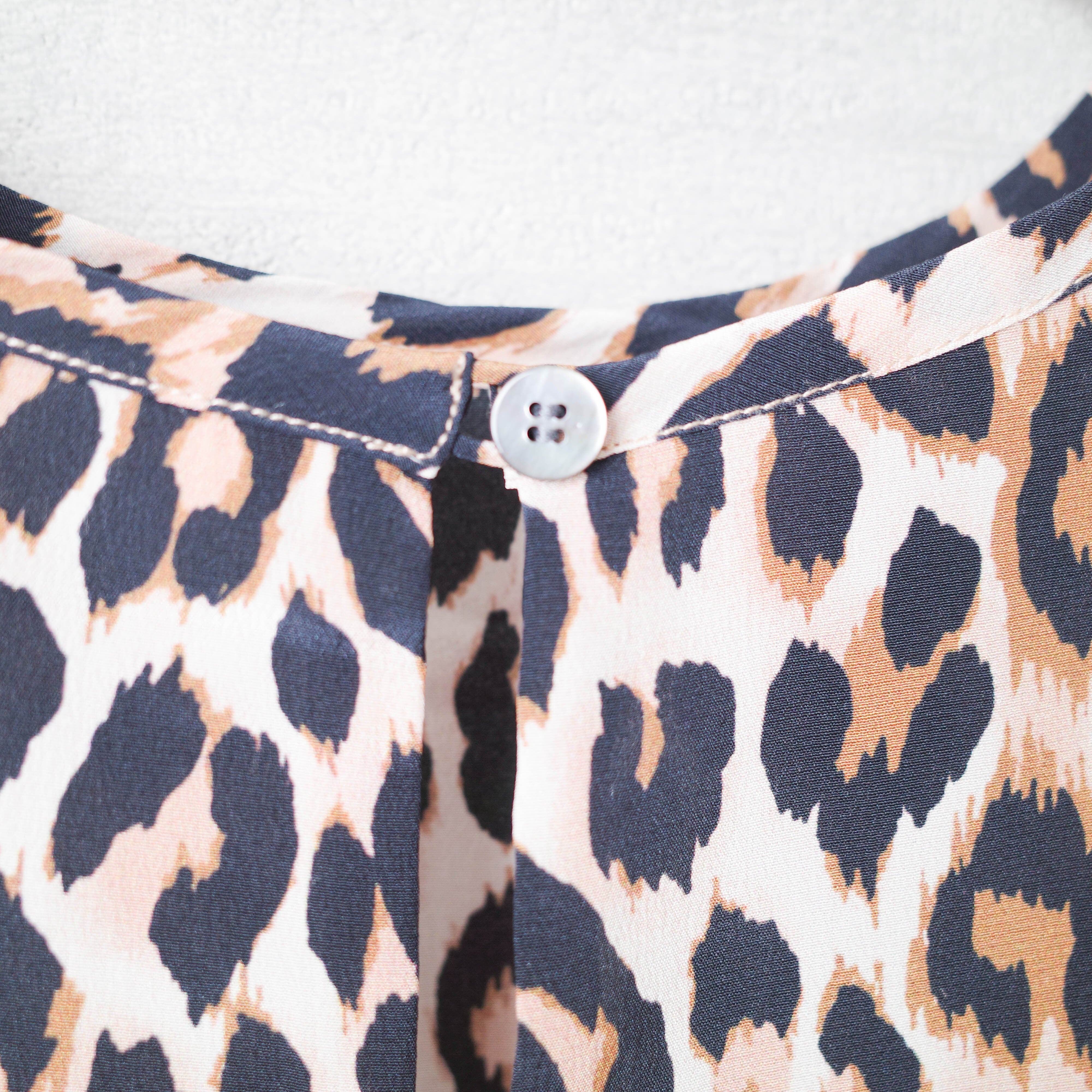 [NEW] LI HUA(ﾘｰﾌｧ)	LEOPARD SILK S/S PULLOVER E0E-7720-A