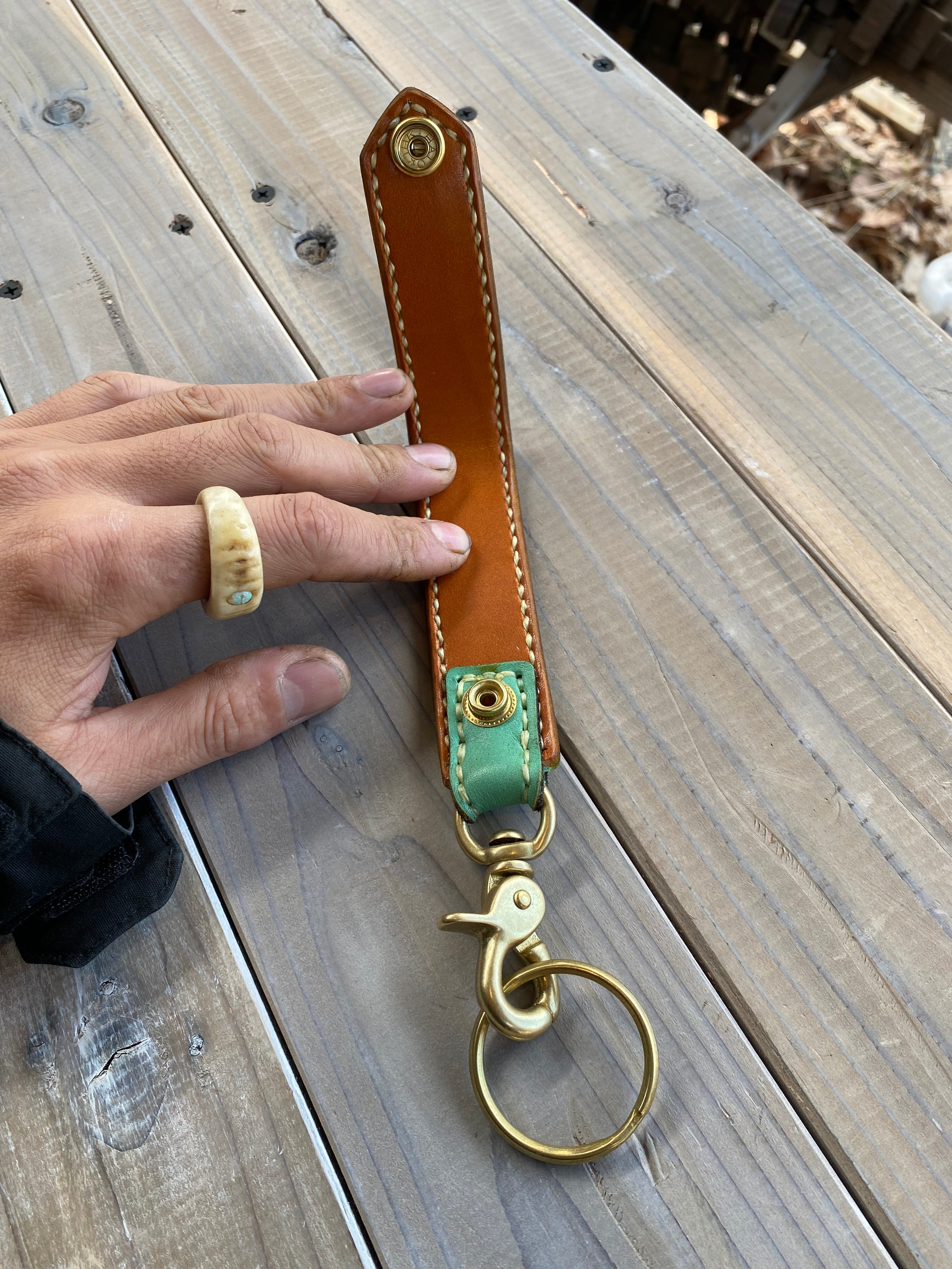 ベルトループキーホルダー ビビット Leather Craft Chaos13
