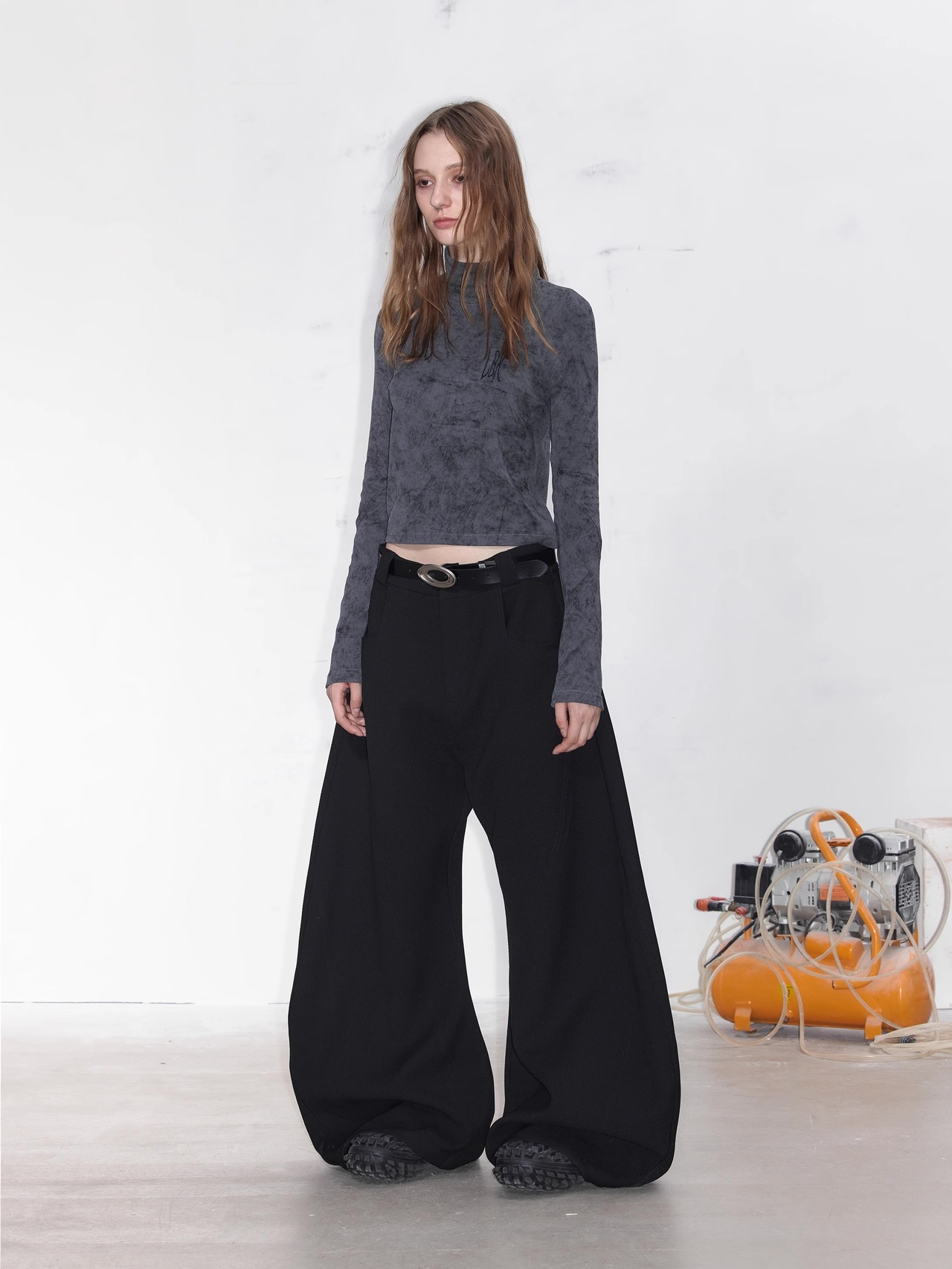 O-Cut Wide Pants