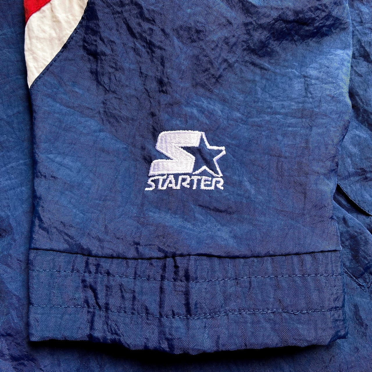 90s USA製 ジャケット　刺繍ロゴ　マルチカラー　フルジップ　紺　LO12