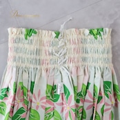 フラダンス 衣装 パウスカート ホワイト系 エムエムジェイ 日本製 ティアレ柄 モンステラ柄 ハワイアンプリント アロハ フラ ダンス レッスン 練習 シングル スカート フレア 華やか 鮮やか かわいい おしゃれ 明るい 軽やか グリーン系 ピンク系 白 黄緑 緑 ピンク パウスカート かわいい スカート フラダンス衣装 ダンスレッスン ハワイアンスカート 明るい色合い カジュアル レディース 女性用 おしゃれ衣装