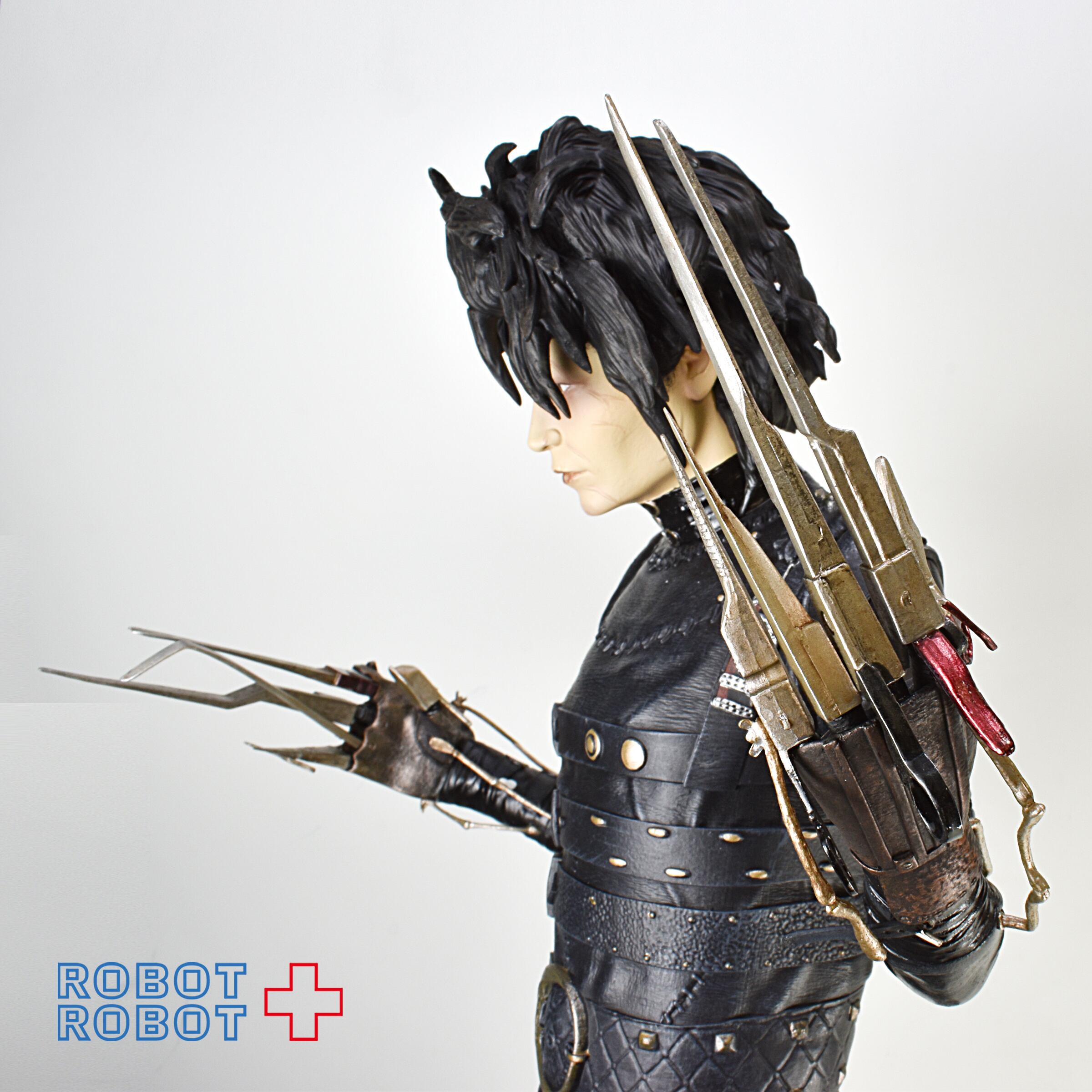 ハリウッドコレクティブル シザーハンズ スタチュー | ROBOTROBOT