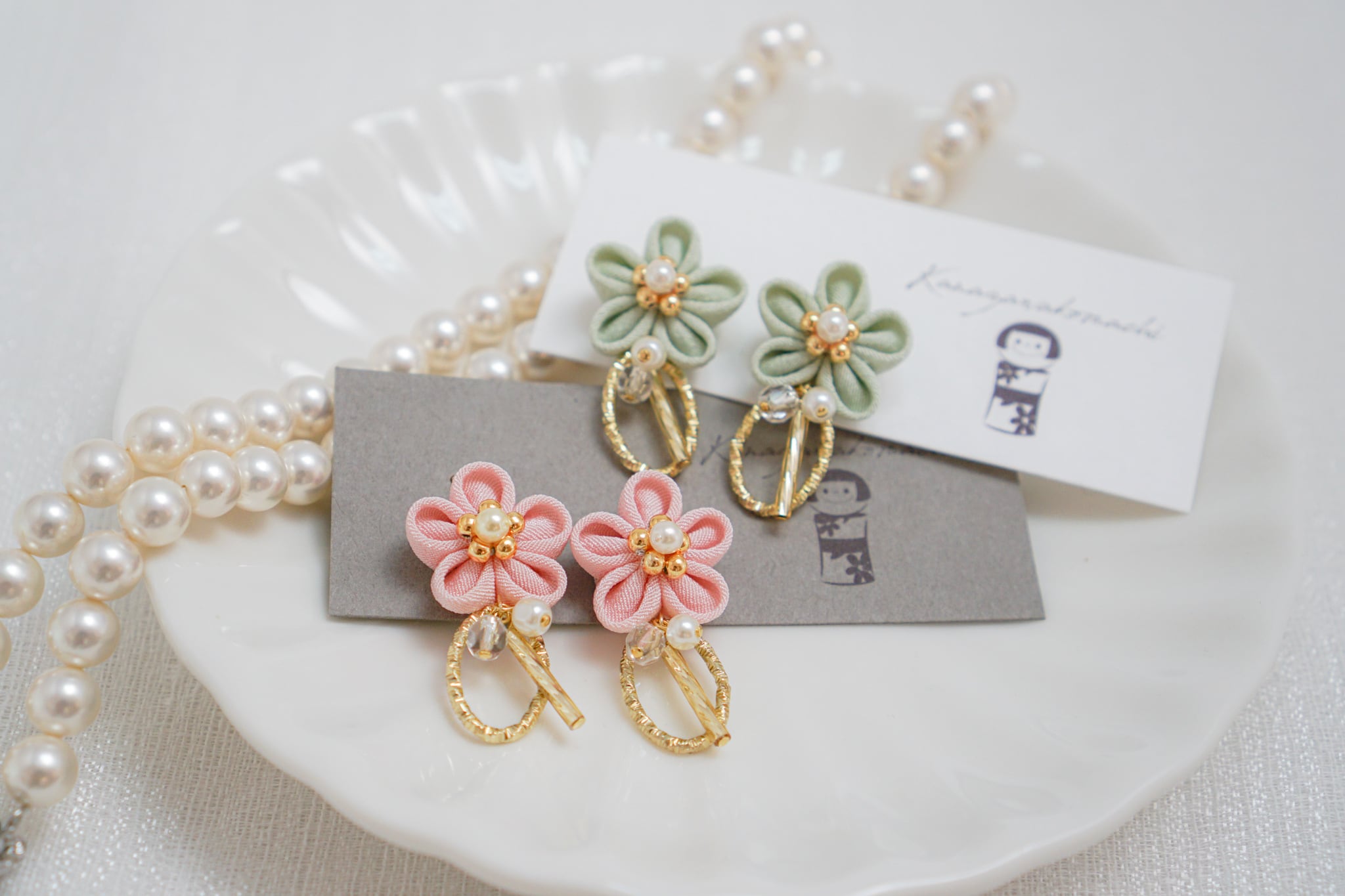 つまみ細工ピアスNO.23＊Light color＊ | 金澤こまち -accessories-