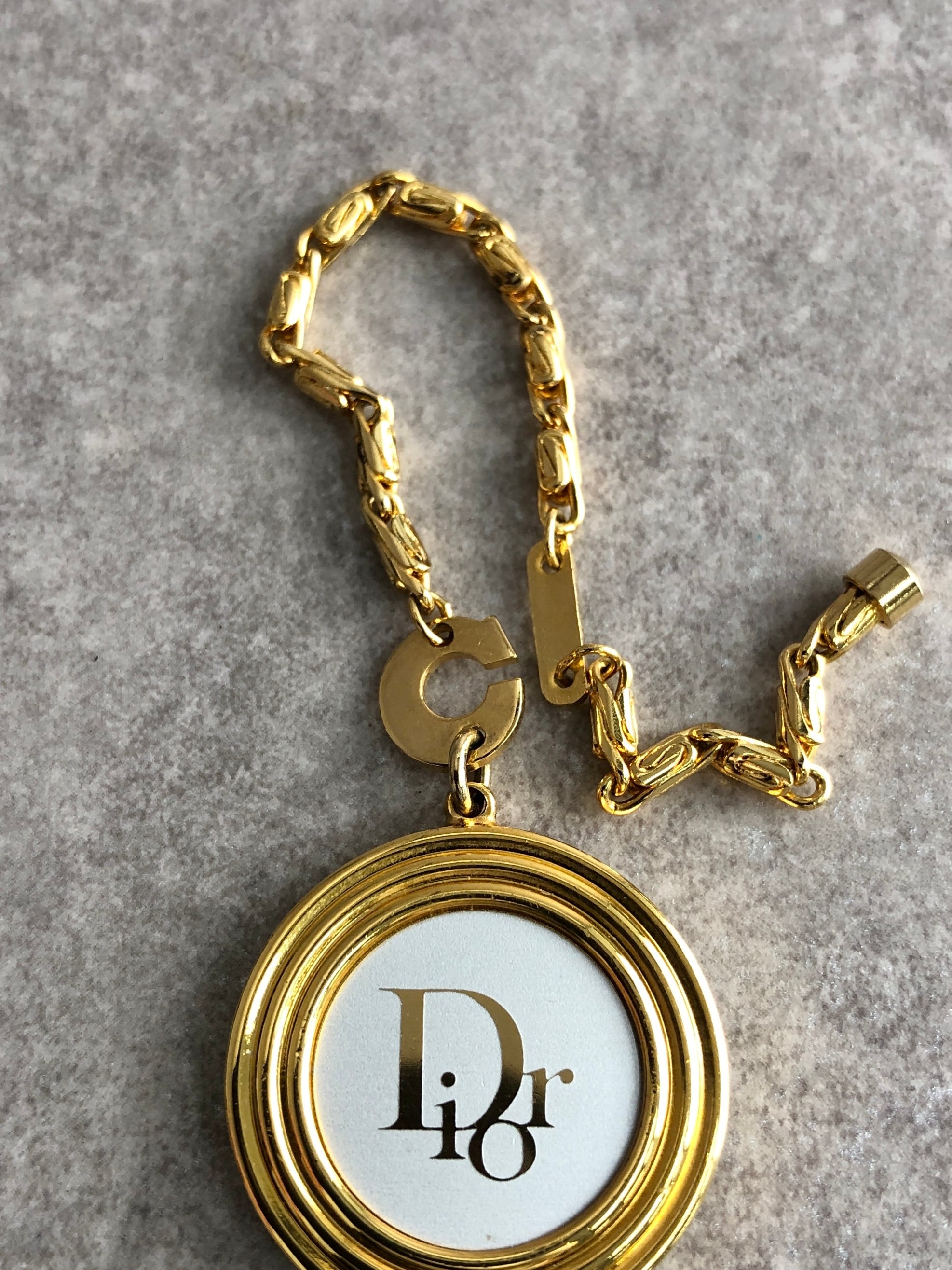 Christian Dior クリスチャン ディオール キーホルダー ゴールド ロゴ