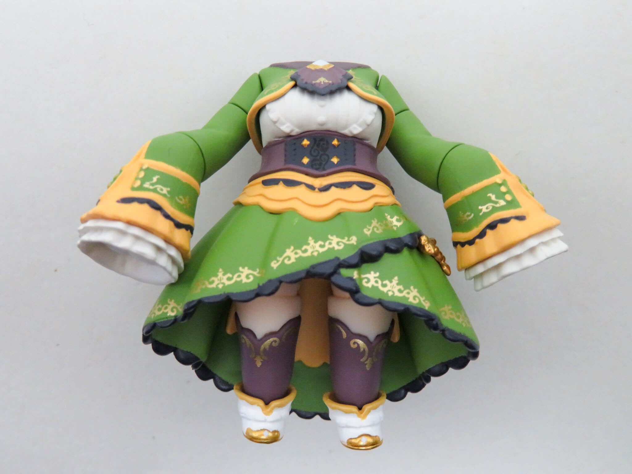 再入荷【2469】 サトノダイヤモンド 体パーツ 勝負服 ねんどろいど