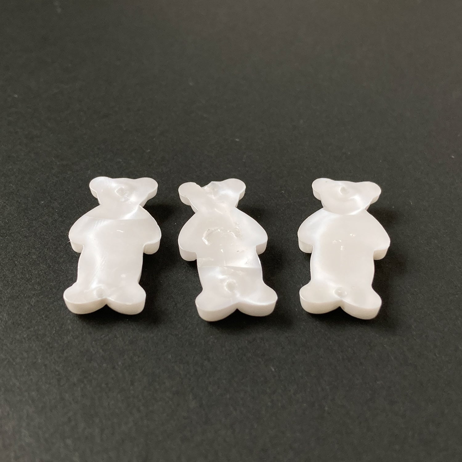 再入荷〉赤いリボンの直立白くまパーツ（4p） | Dua-アクセサリー