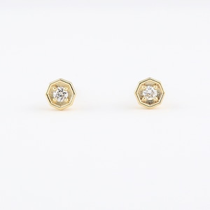 Octagon diamond pierce