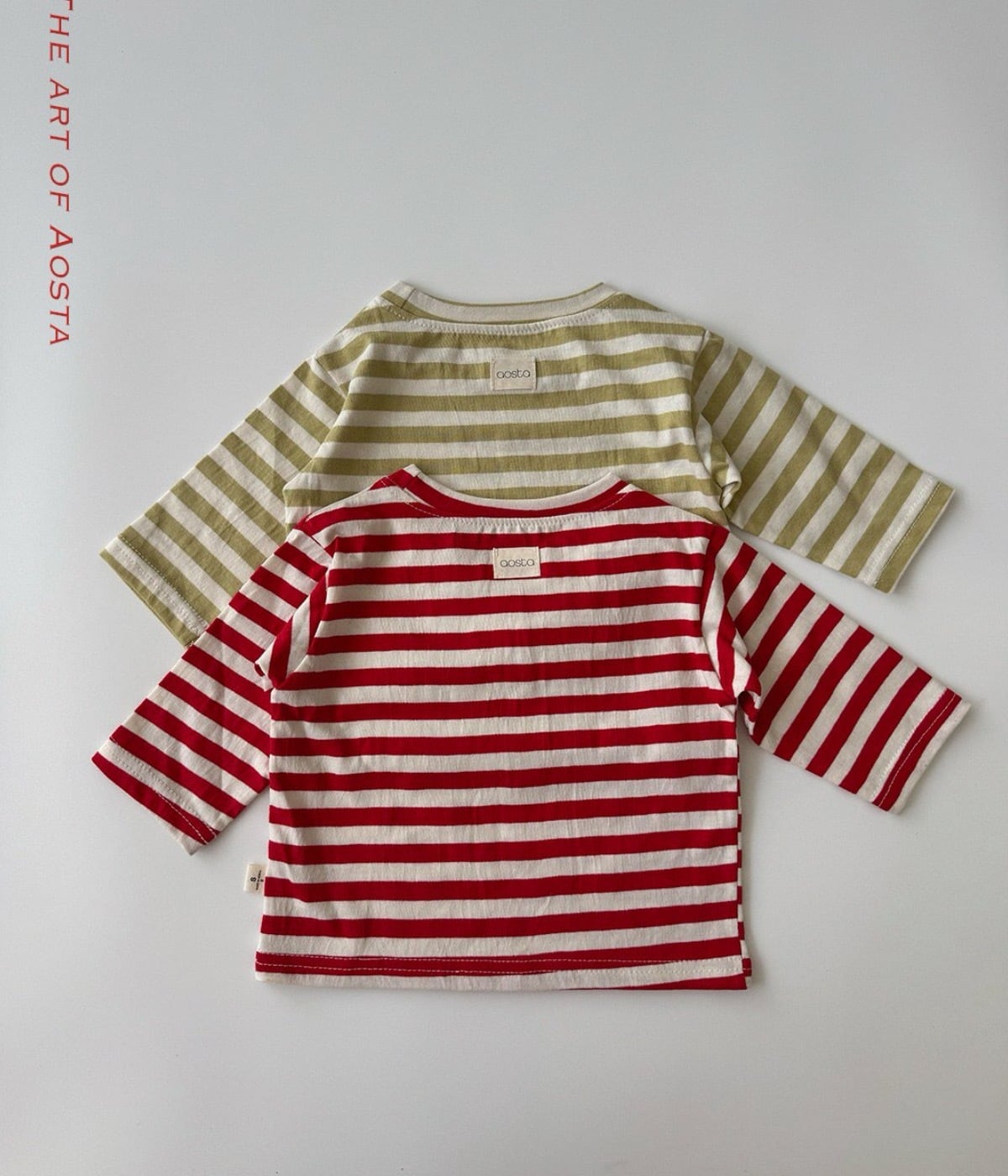 送料無料【予約】/ にゃんにゃんTシャツ / aosta