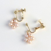 パールで花柄が最高！ 淡水ピンクパール 花 イヤリング＆ピアス mm1083