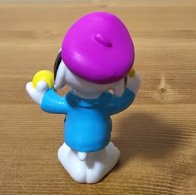 SNOOPY PAINTING EASTER EGG PVC FIGURE ② イースターエッグをペイントするスヌーピーPVCフィギュア
