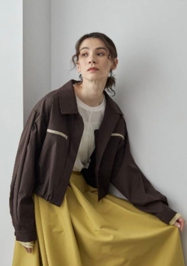 【11/4インスタライブ】ジップポケットブルゾン（マスタード）　252A3301　ALMOND OIL　アーモンドオイル