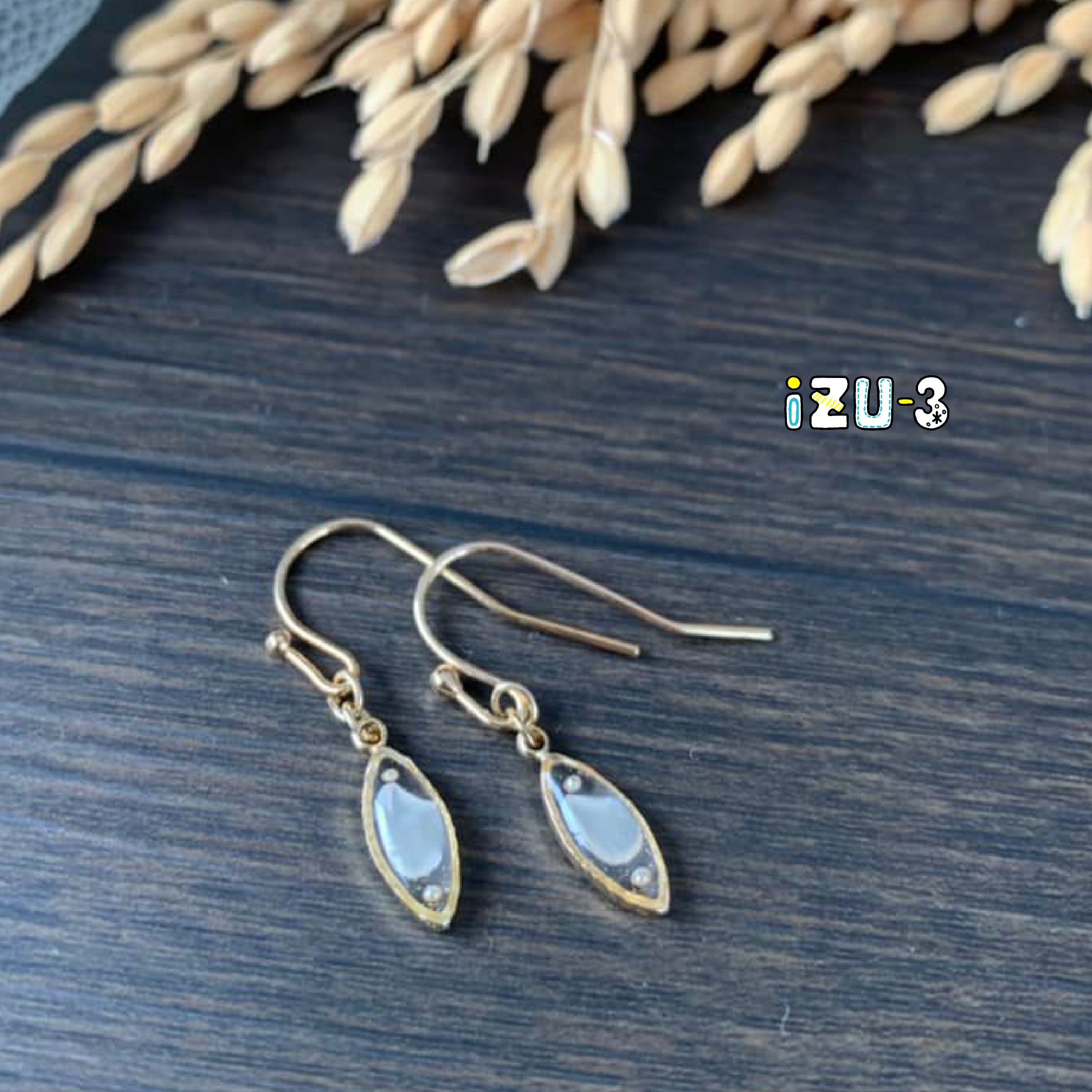 あきたこまち1つぶピアス ゴールド | PAY ID