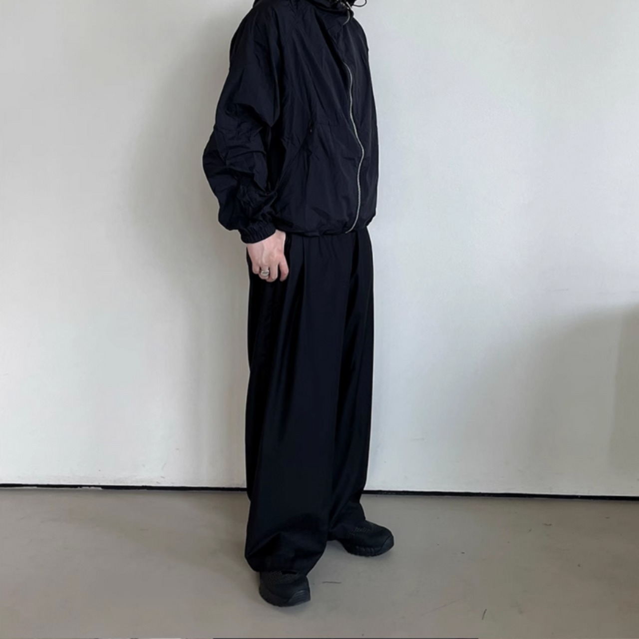 サイド3プリーツルーズドレープパンツ　0741