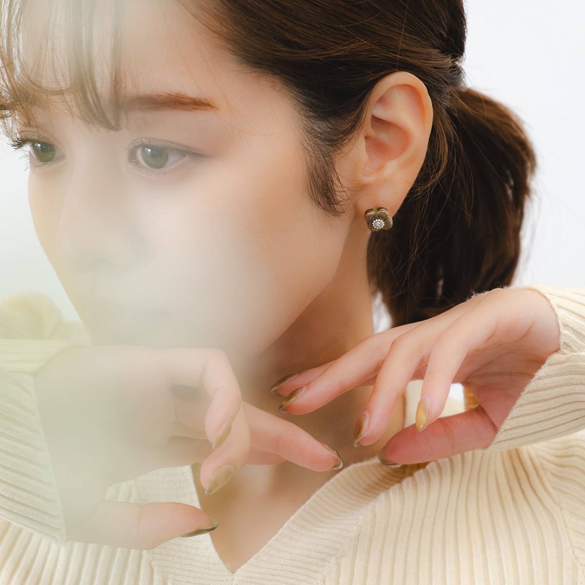 美濃焼陶器 六角形 星屑 ピアス / イヤリング｜藍（あい） | MIKELO