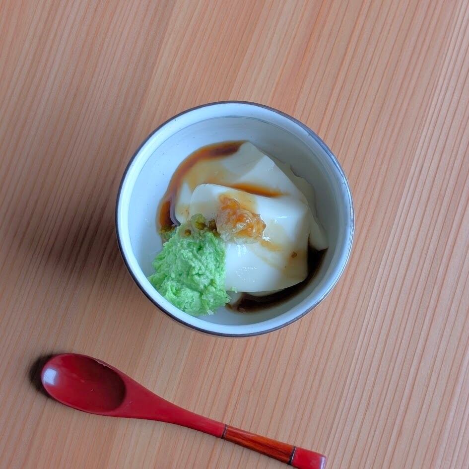 在庫限り】廻り菊高台小鉢【伊万里焼】 | 和食器のすべて