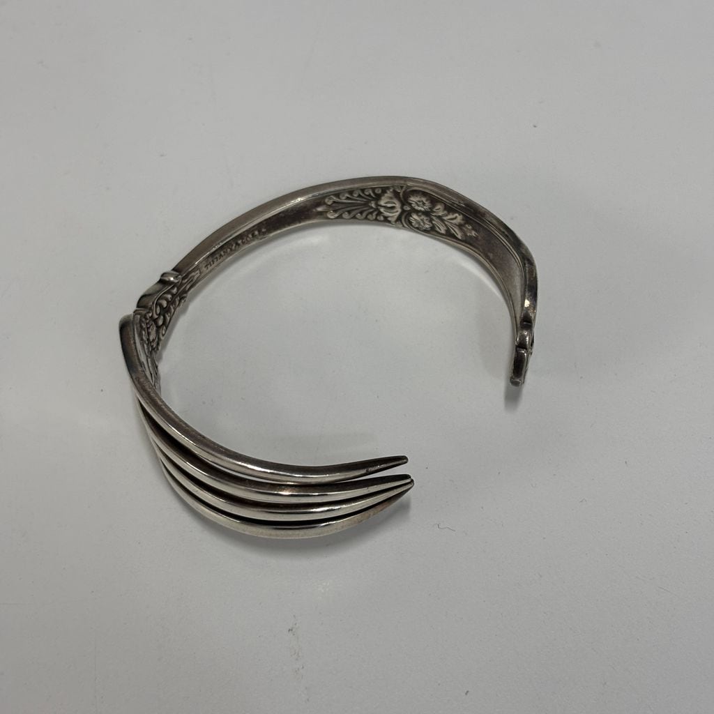 TIFFANY ＆ CO. ティファニー Fork Bangle フォークバングル