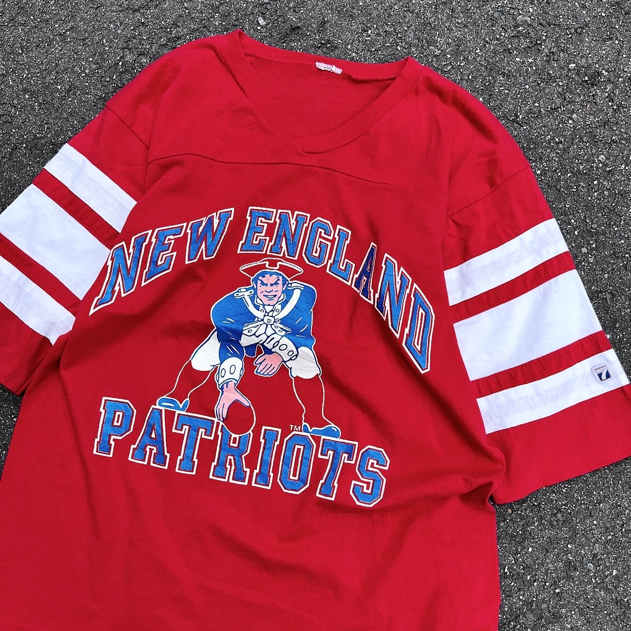 Tailgate NFL NEW ENGLAND PATRIOTS ニューイングランドペイトリオッツ Vネック フットボールTシャツ ロングTシャツ ロンT メンズL /eaa329379