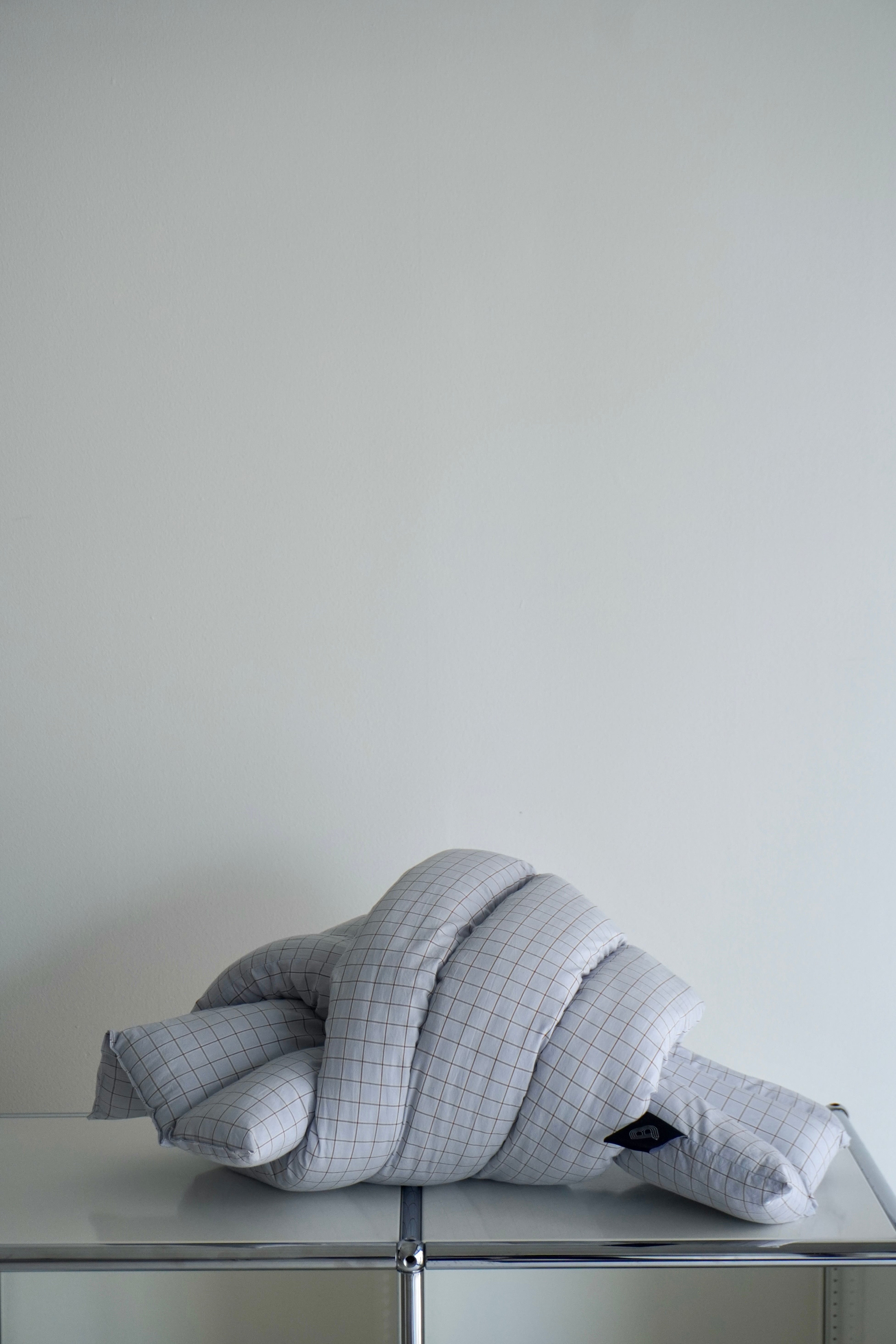STUDIO THE BLUE BOY / Musubi Cushion | MONTH