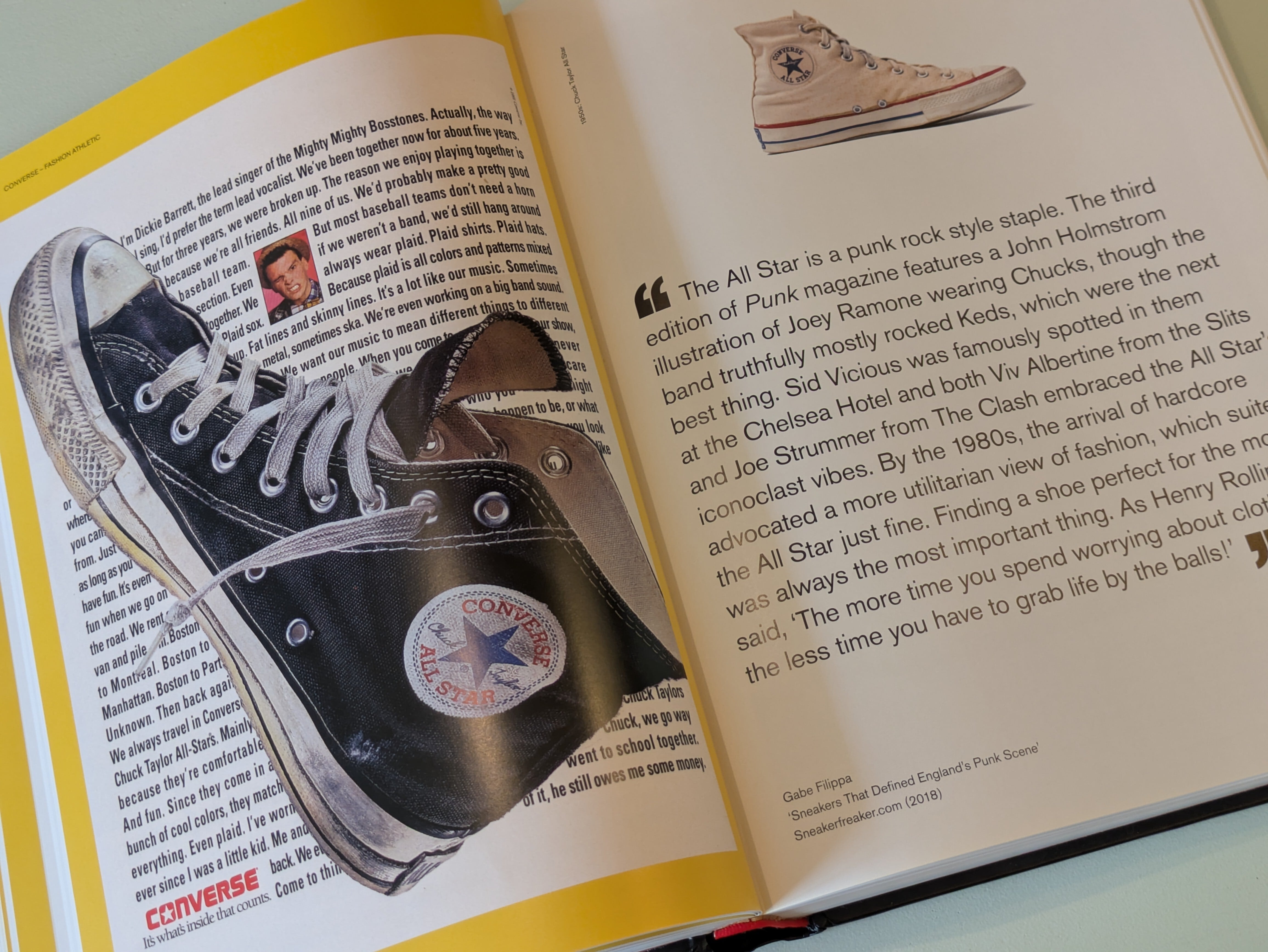Soled Out : The Golden Age of Sneaker Advertising / スニーカー
