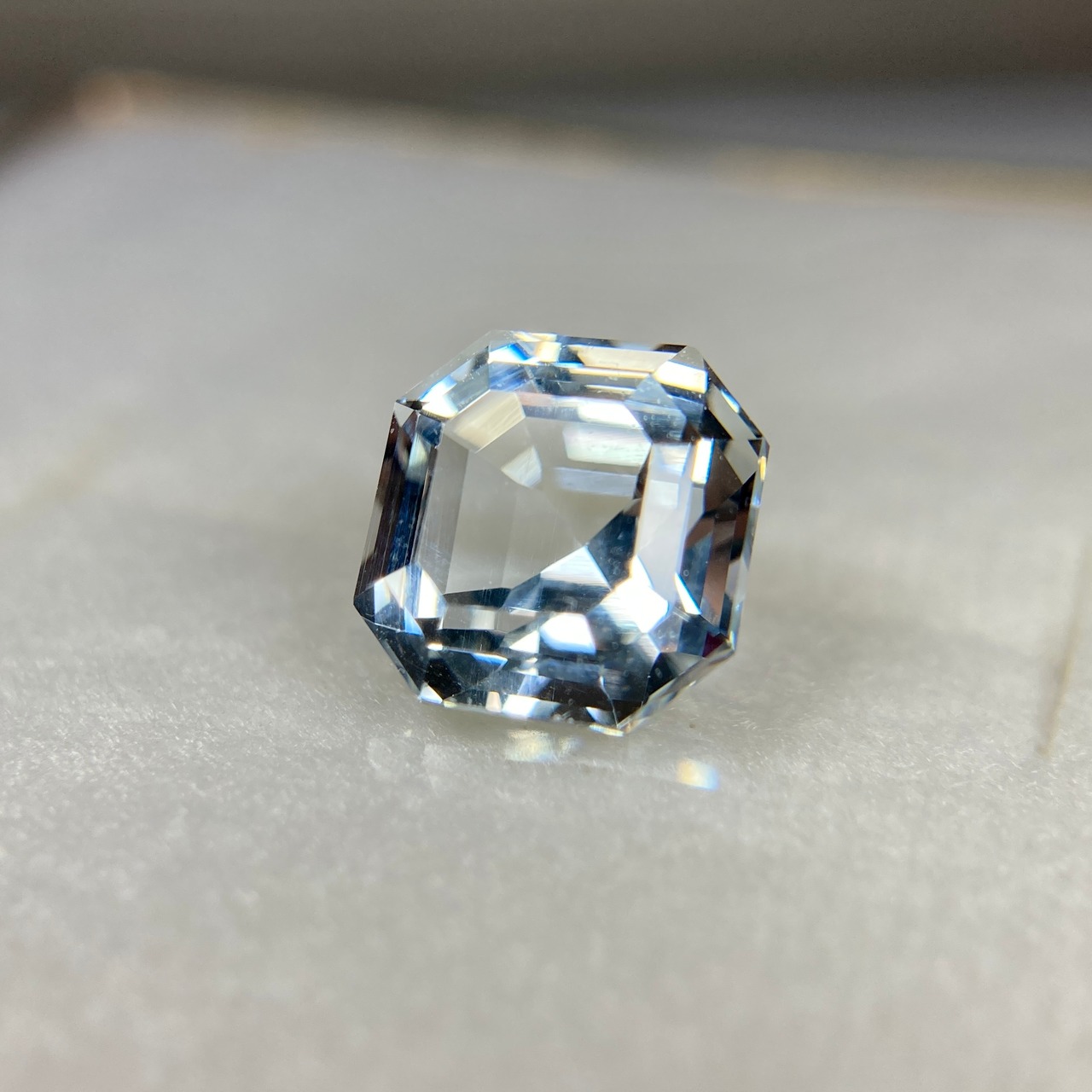アクアマリン 3.028ct 淡ブルー 簡易ソーティング付き No.197