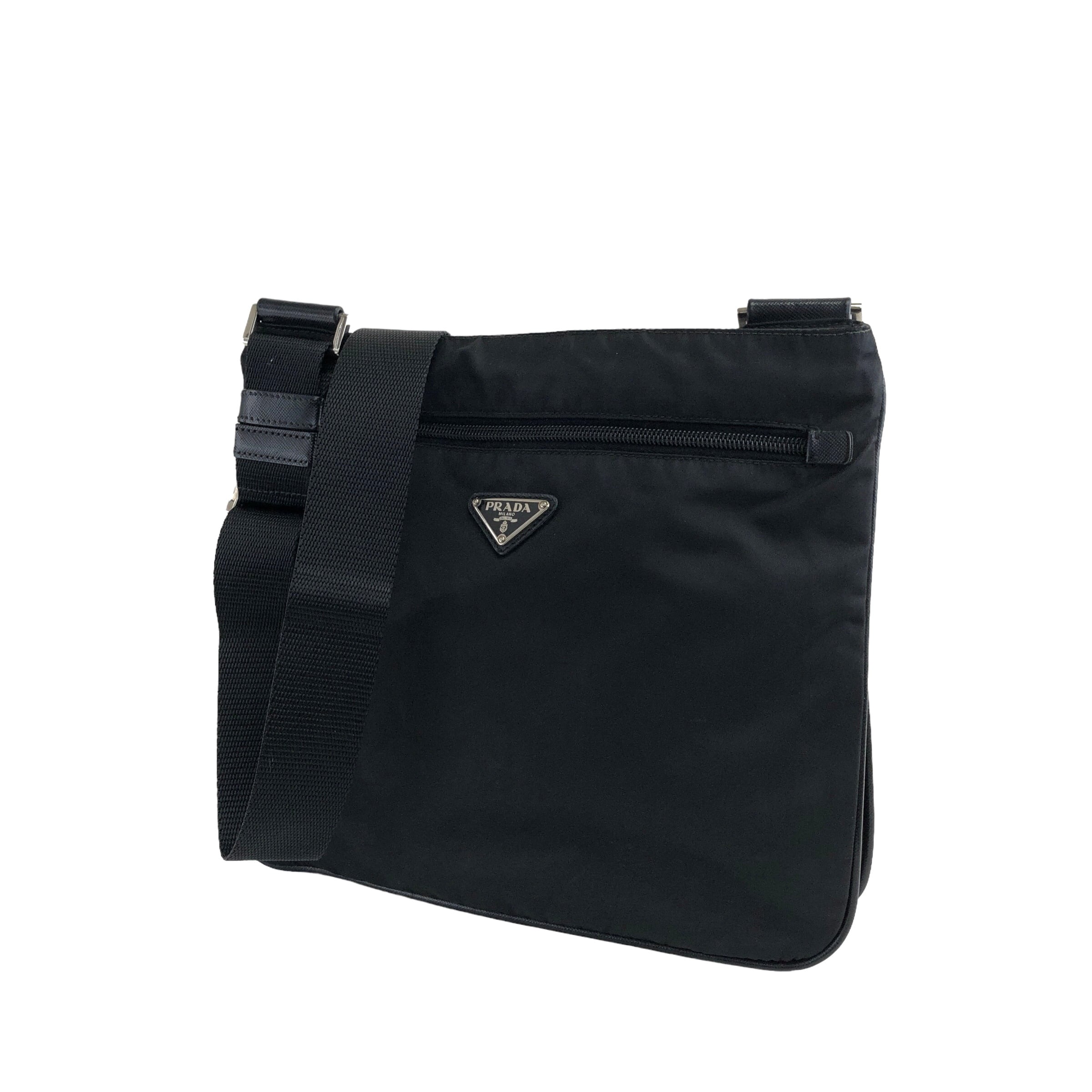 PRADA プラダ トライアングルロゴ ショルダーバッグ ブラック ナイロン