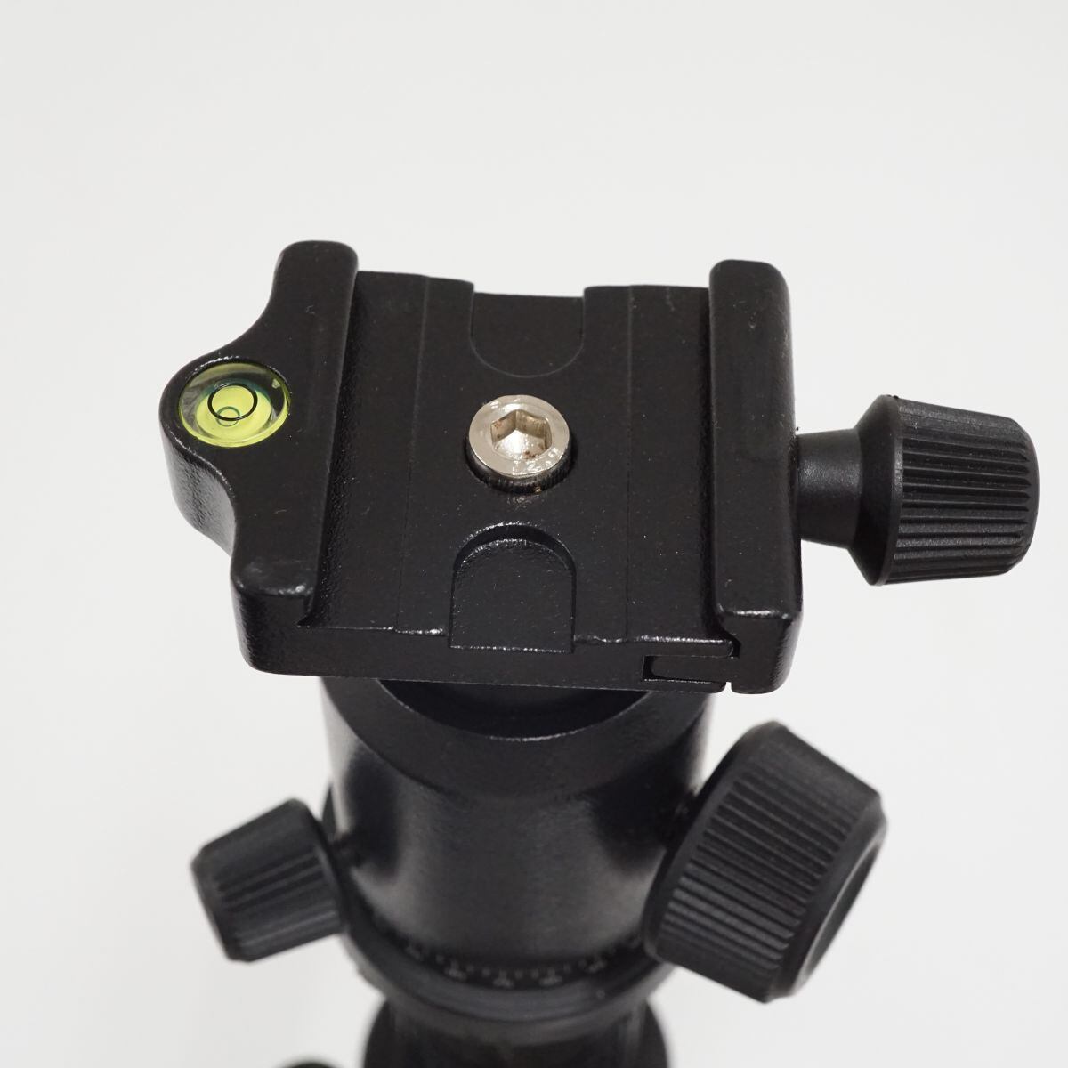 NATIONAL GEOGRAPHIC NGTR004TCF カーボン製トラベル三脚 USED美品 自由雲台 完動品 CE4074 | ウィット 鉄道忘れ物 販売 ブランド 傘 カメラ イヤホン Airpods アパレル 帽子 キャップ ハット 雑貨 NATIONAL GEOGRAPHIC NGTR004TCF カーボン製トラベル三脚 USED美品 自由雲台 完動品 CE4074 | ウィット 鉄道忘れ物 販売 ブランド 傘 カメラ イヤホン Airpods アパレル 帽子 キャップ ハット 雑貨
