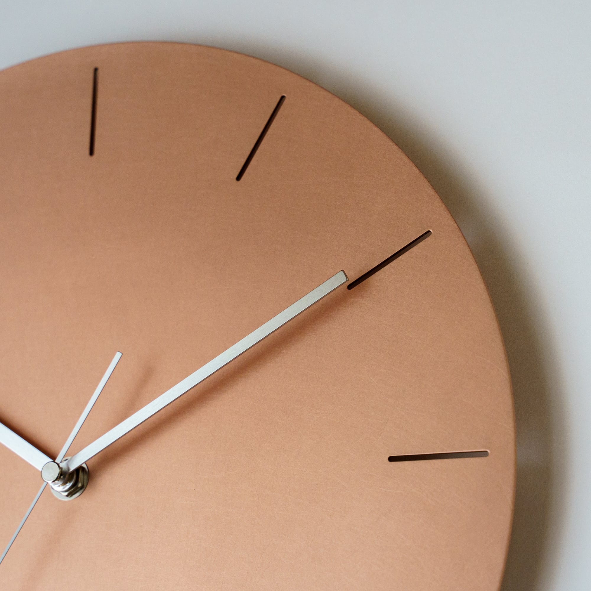 minimal wall clock 300 _ line / copper 壁掛け時計 300 線 / 銅 | KUMIJI