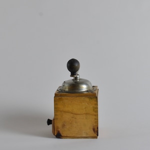 Coffee Mill / コーヒー ミル 【B】〈 Pe De Dienes・ペーターディーネス・珈琲・カフェ・店舗什器・ディスプレイ・アンティーク・ヴィンテージ 〉112347