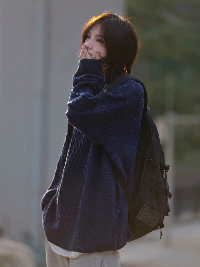 ケーブルニットセーター / Cable Knit Sweater