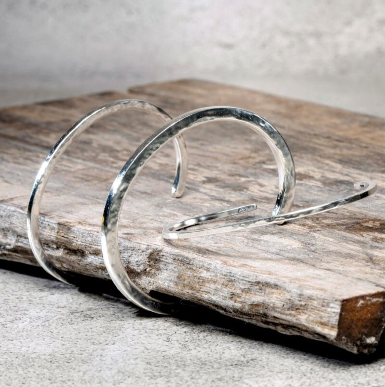 Square Bangle (レディース)