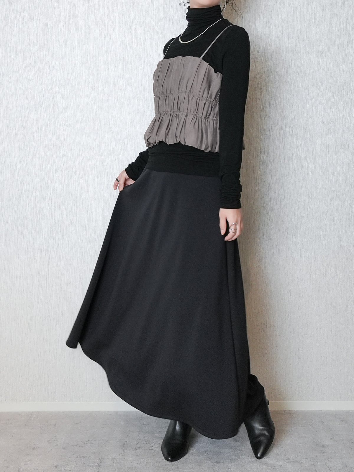 ダンボールフレアスカート / ブラック | SOIL VILLAGE
