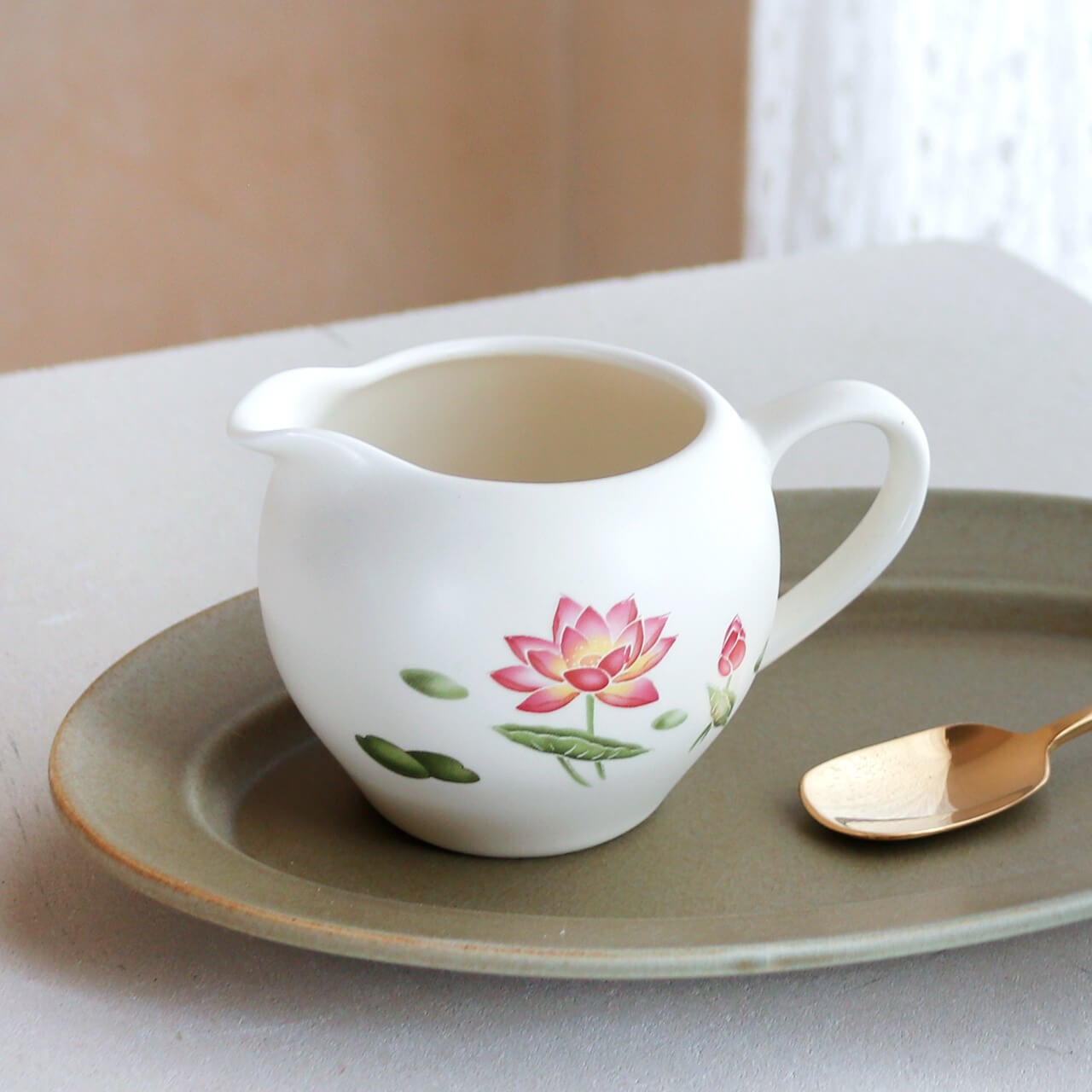 ピッチャー 蓮花 * 一輪挿し フラワーベース かわいい シノワズリ ナチュラルインテリア ドライフラワーのある暮らし