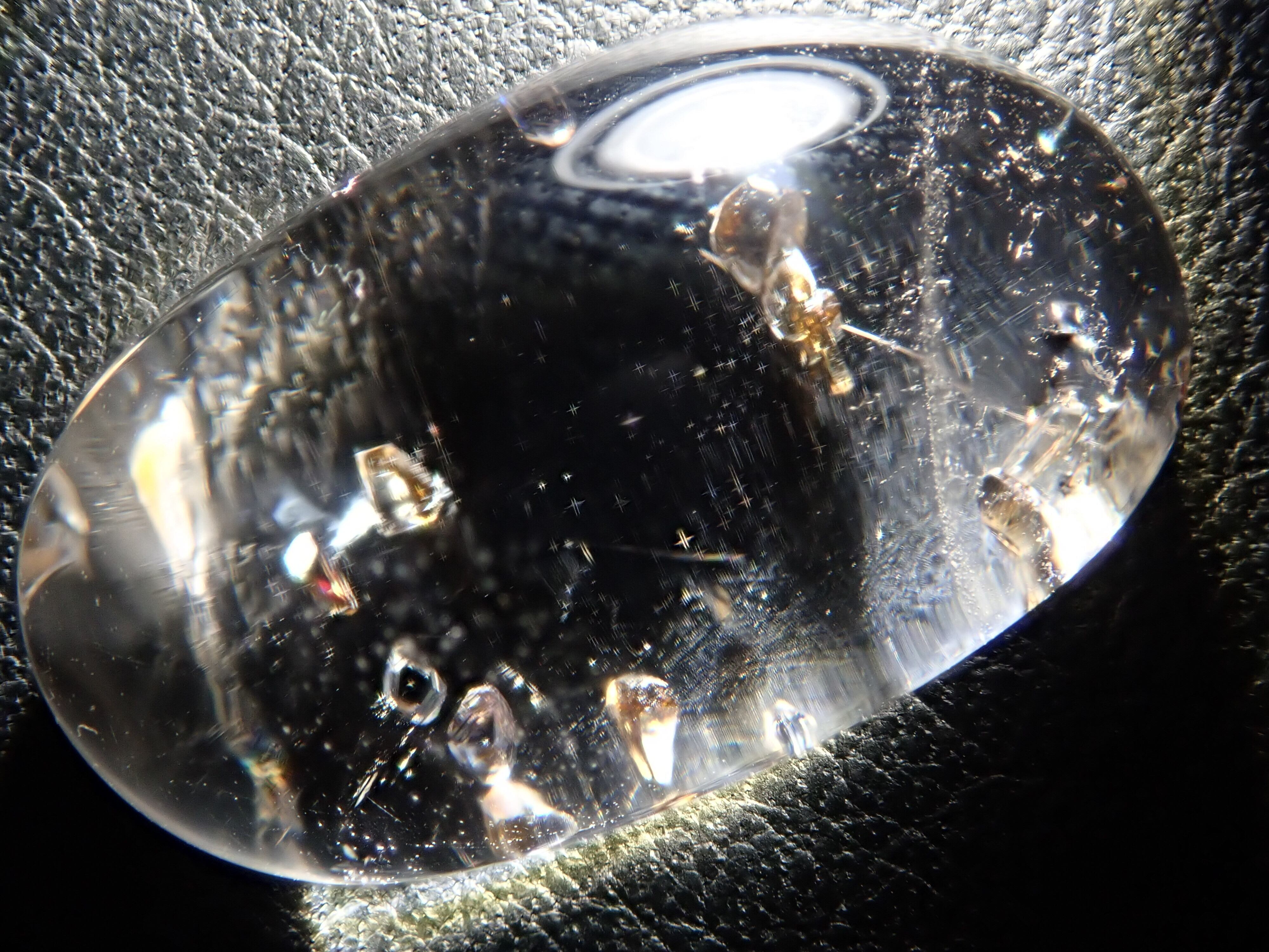 【新商品】ブラジル産イエロー・ブルーアナテースインクォーツ 15.76ct