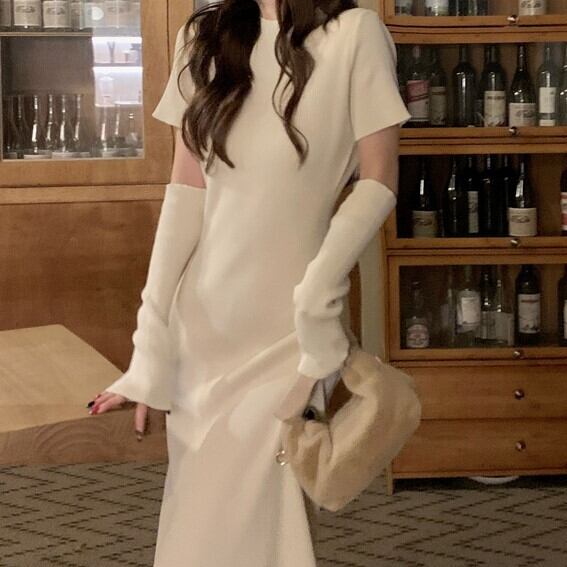 ワンピース レディース ニット デザインスリーブ プルオーバー ワンピドレス ロング丈 袖あり半袖 ラウンドネック ハイウエスト 2点セット かわいい 大人可愛い きれいめ シンプル 大人 上品 おしゃれ 大人女子 セクシー エレガント 送料無料 フリーサイズ ブラック アプリコット 無地 秋 冬 謝恩会 二次会 クリスマス バレンタイン 10代 20代 30代 40代 オフィス OL 通勤 学生 通学 デート お出かけ 女子会 イベント パーティー 韓国系 ファッション スタイル モテ トレンド 流行