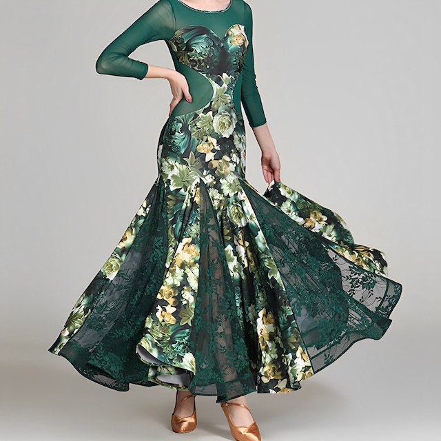 3collar エレガントなフラワープリントデザイン シアースカートドレス