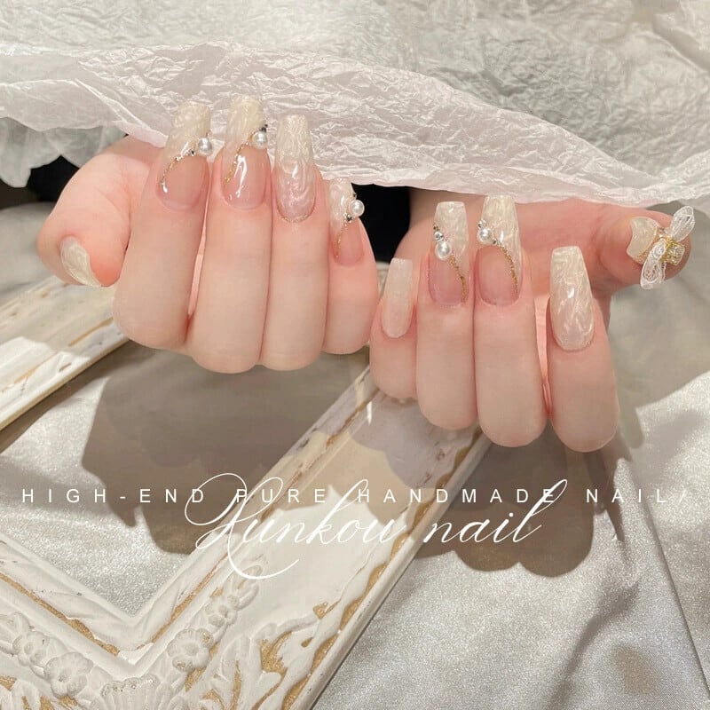 ハンドメイド】春のフレンチスタイルのパールリボン、ラインストーン