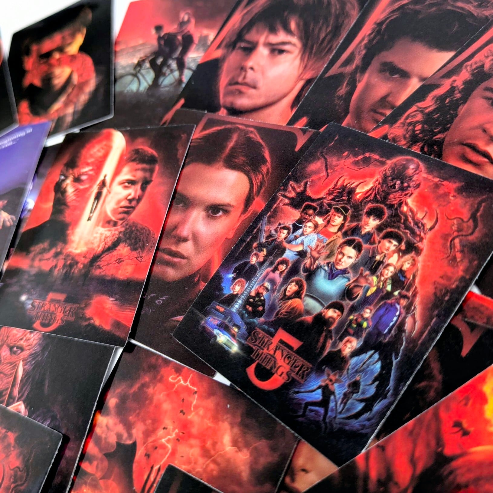 送料無料！【 Stranger Things ( ストレンジャー・シングス ) 】PHOTO STICKER（フォトステッカー）50枚SET / Season5　〚アメリカン雑貨 アメトイ〛