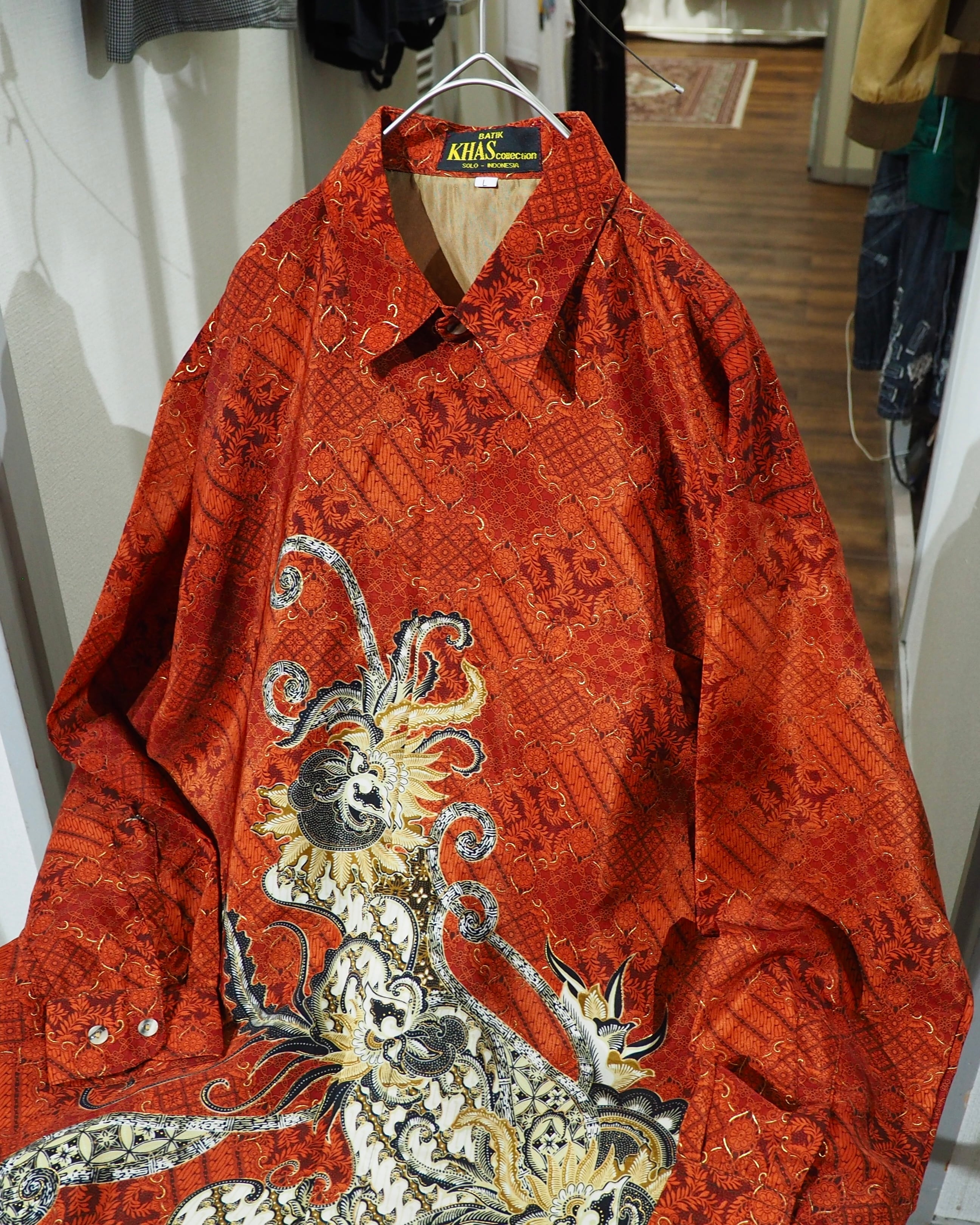 " 絢爛 " Beautiful Oriental Batik Flower Pattern Vintage Drape Loose Shirt