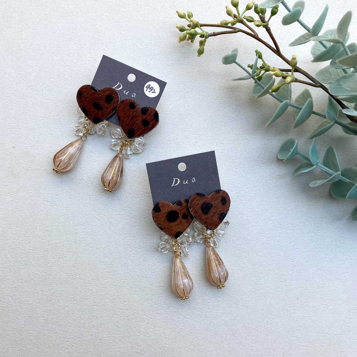 アニマル柄ハラコハートとビーズのゆらゆら〈ピアス/イヤリング