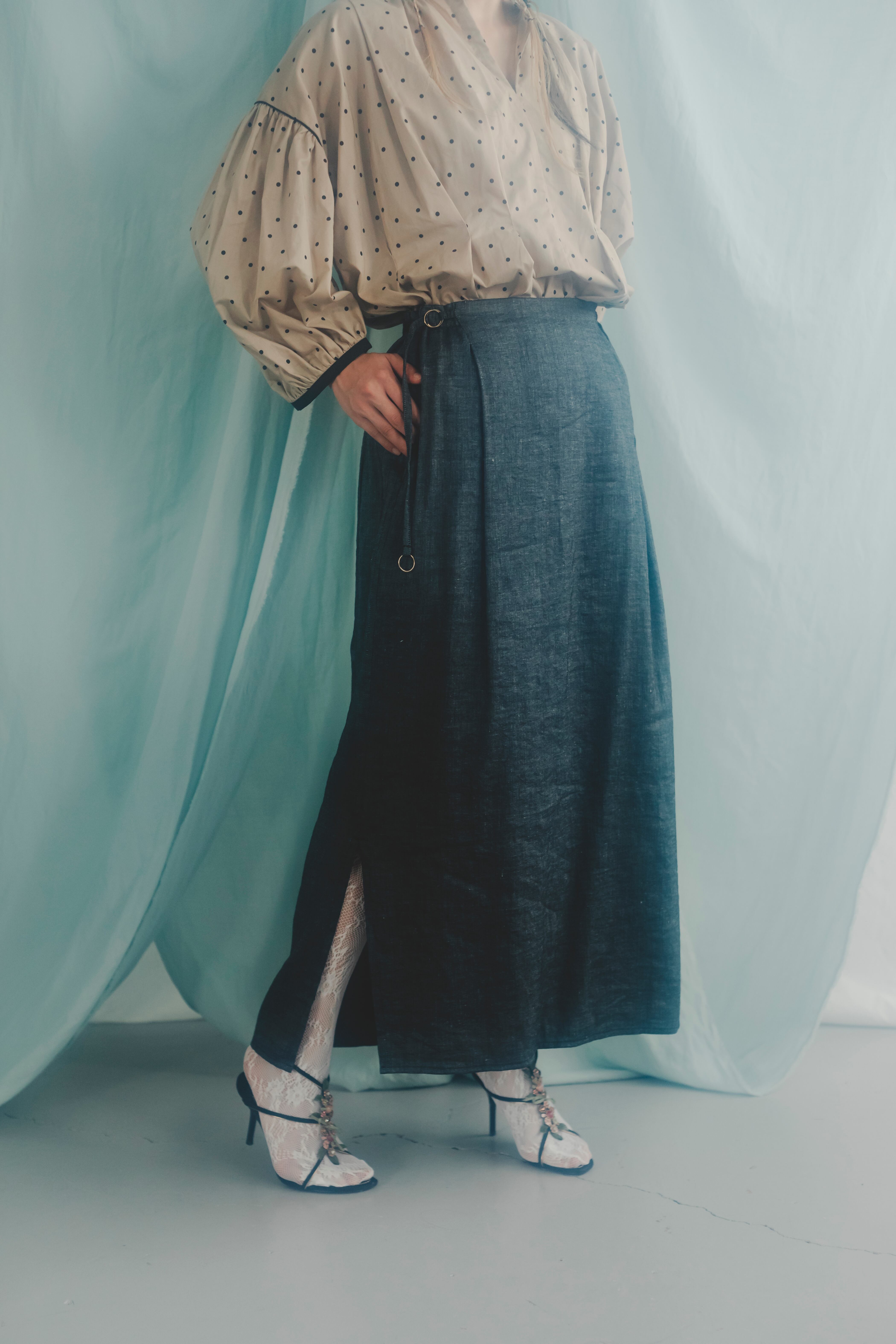バンブーリネンスリットスカート|Side-Slit Bamboo Linen Skirt