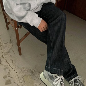 ルーズストレートインディゴデニムパンツ　MT0080050