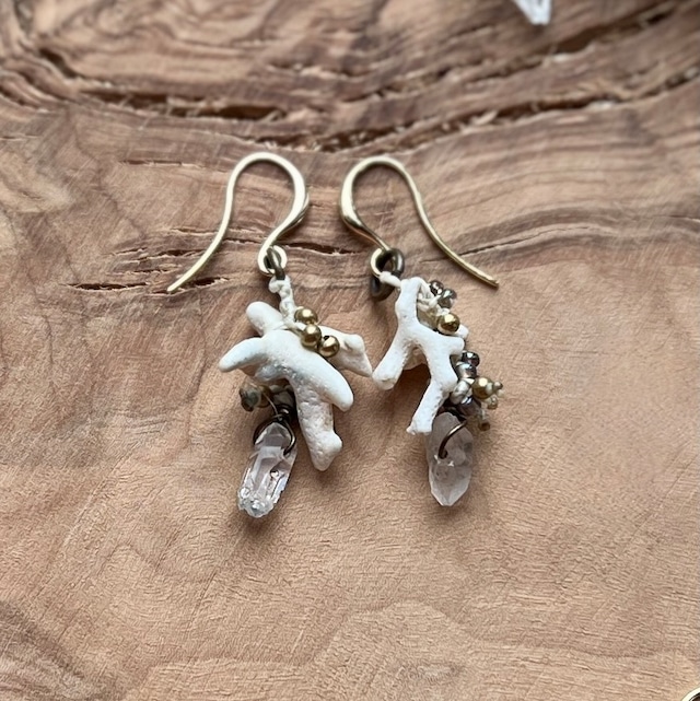 Himalayan Crystal Earrings midoriya original