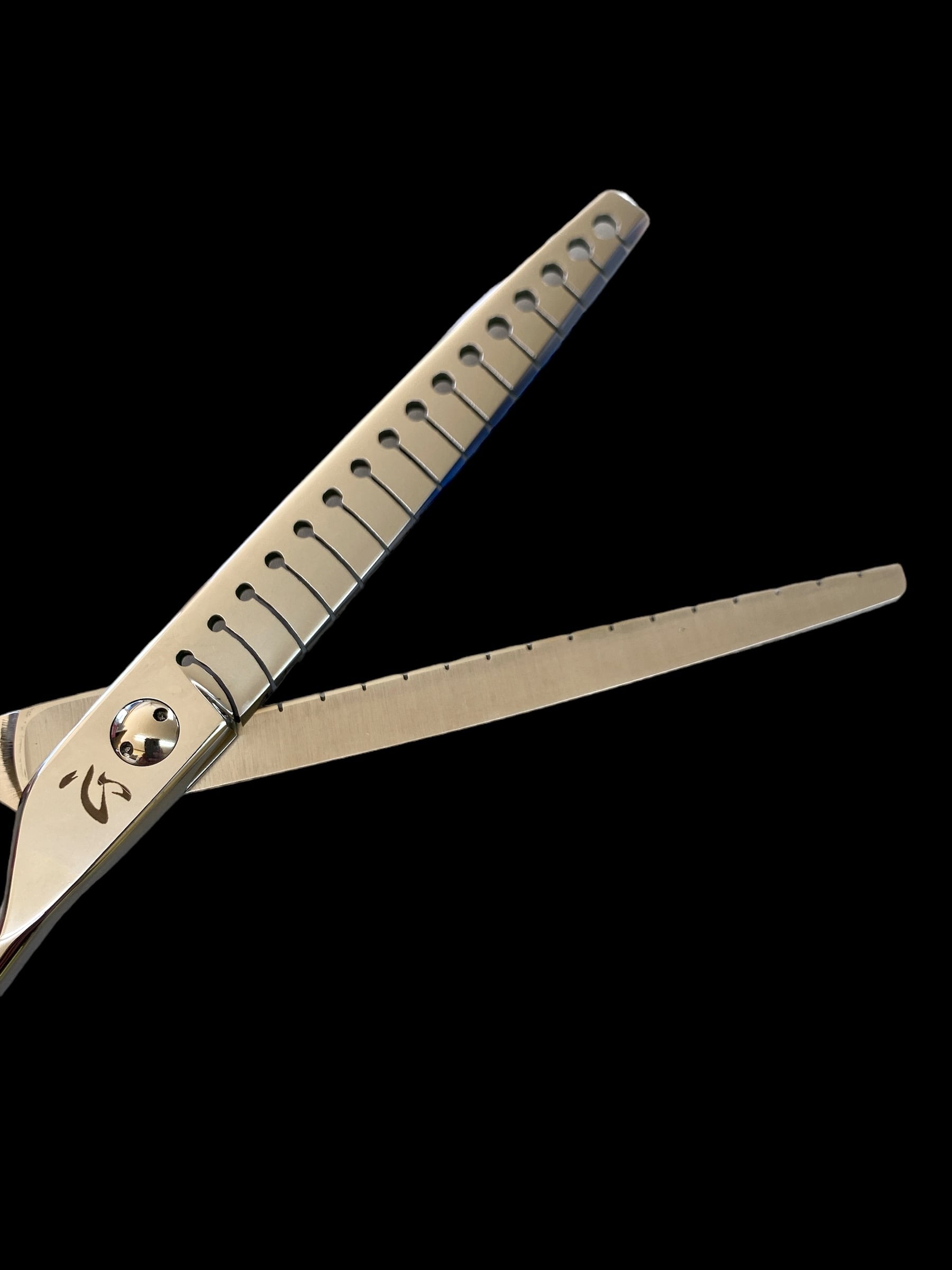 7インチトリミングシザー 60%のスキ率 | ハサミ格安情報 理容師 美容