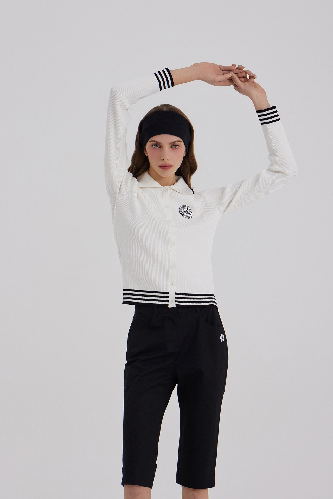 GOXO ゴーエックスオー クラシックロゴ ニット カーディガン ホワイト