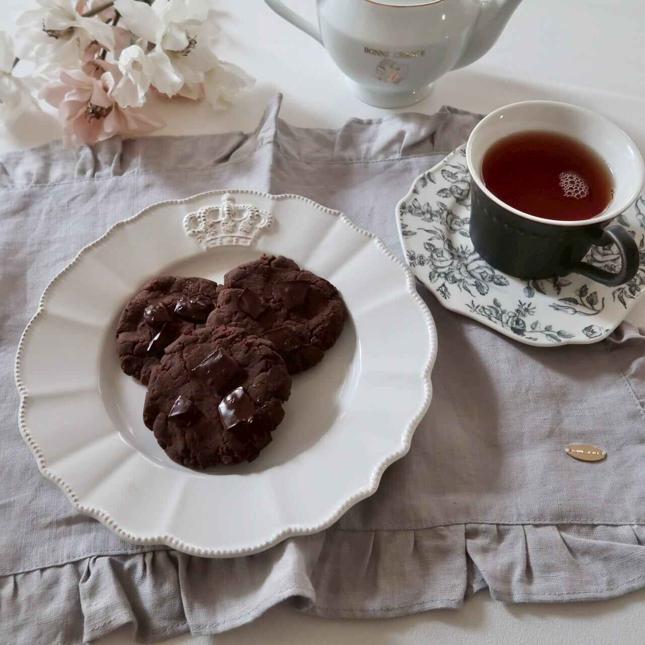 LINEN LUNCHEON MAT / リネンフリルランチョンマット | BONNE CHANCE