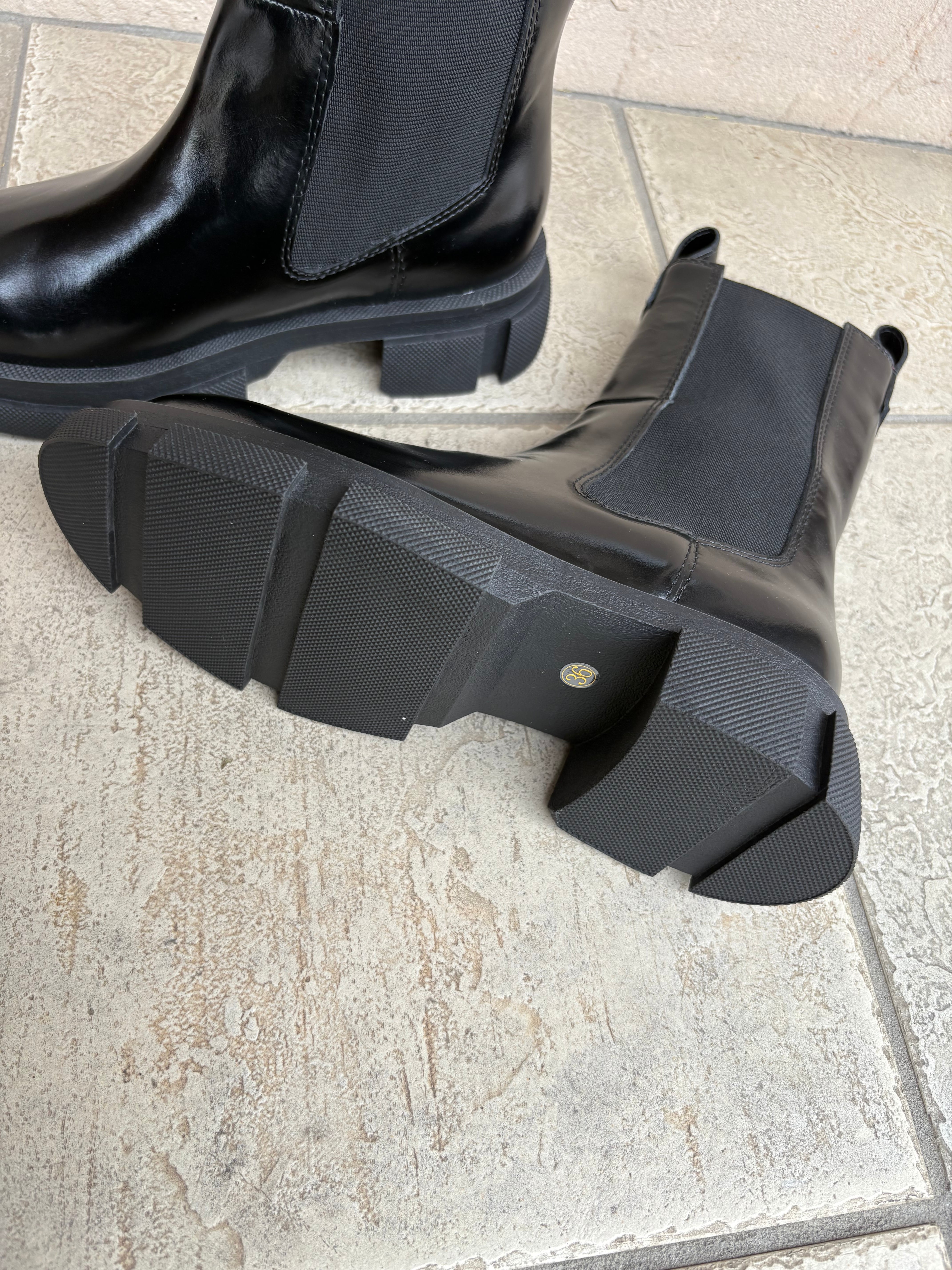 MANA / 厚底サイドゴアブーツ | anouk